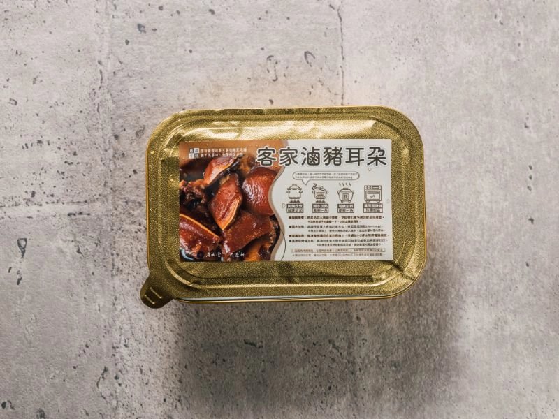 客家滷豬耳朵  240元